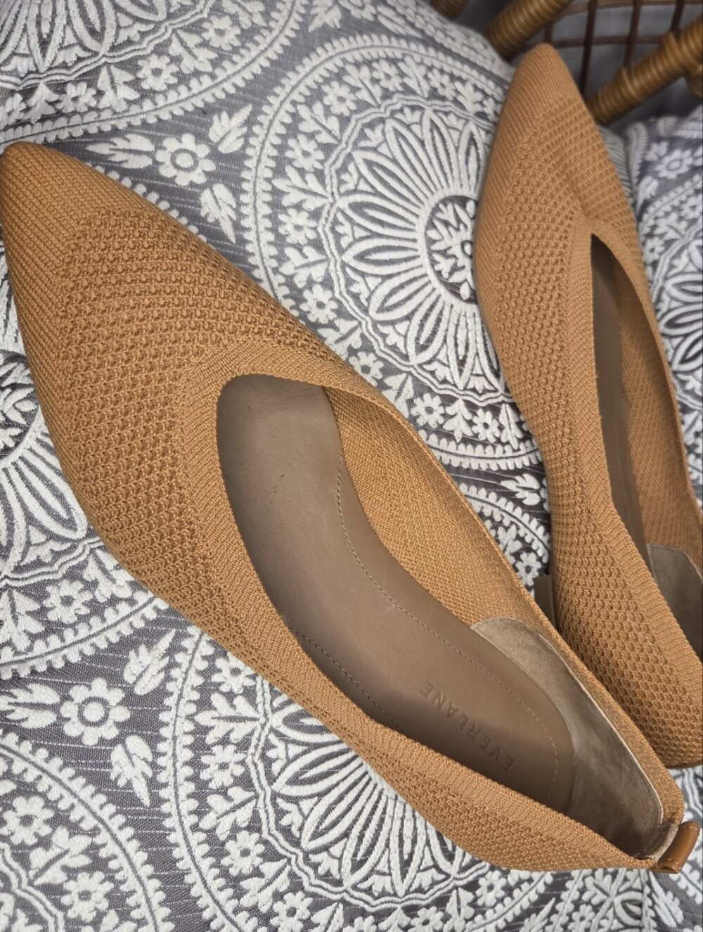 Everlane Tan Fats SIZE 9